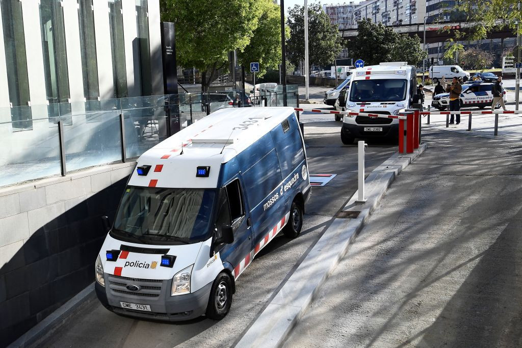 Picture of Dani Alves' arrival at the court hearing in Barcelona. GETTY IMAGES