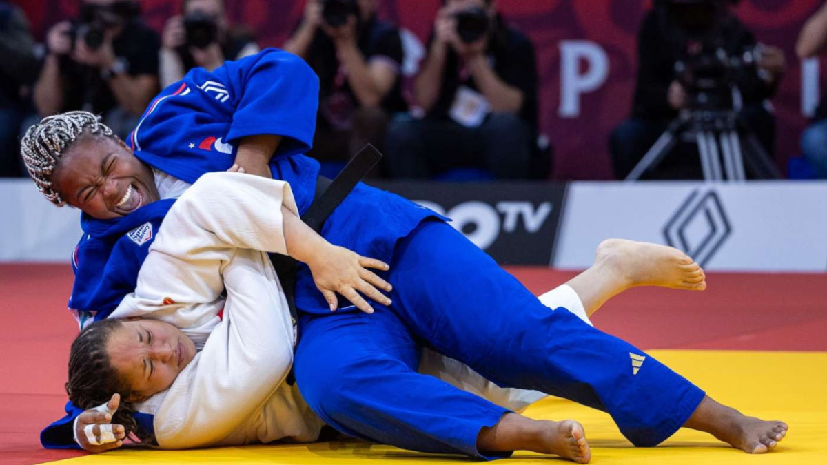 France's Romane Dicko (blue) wins her final bout against Kayra Ozdemir by ippon. IJF