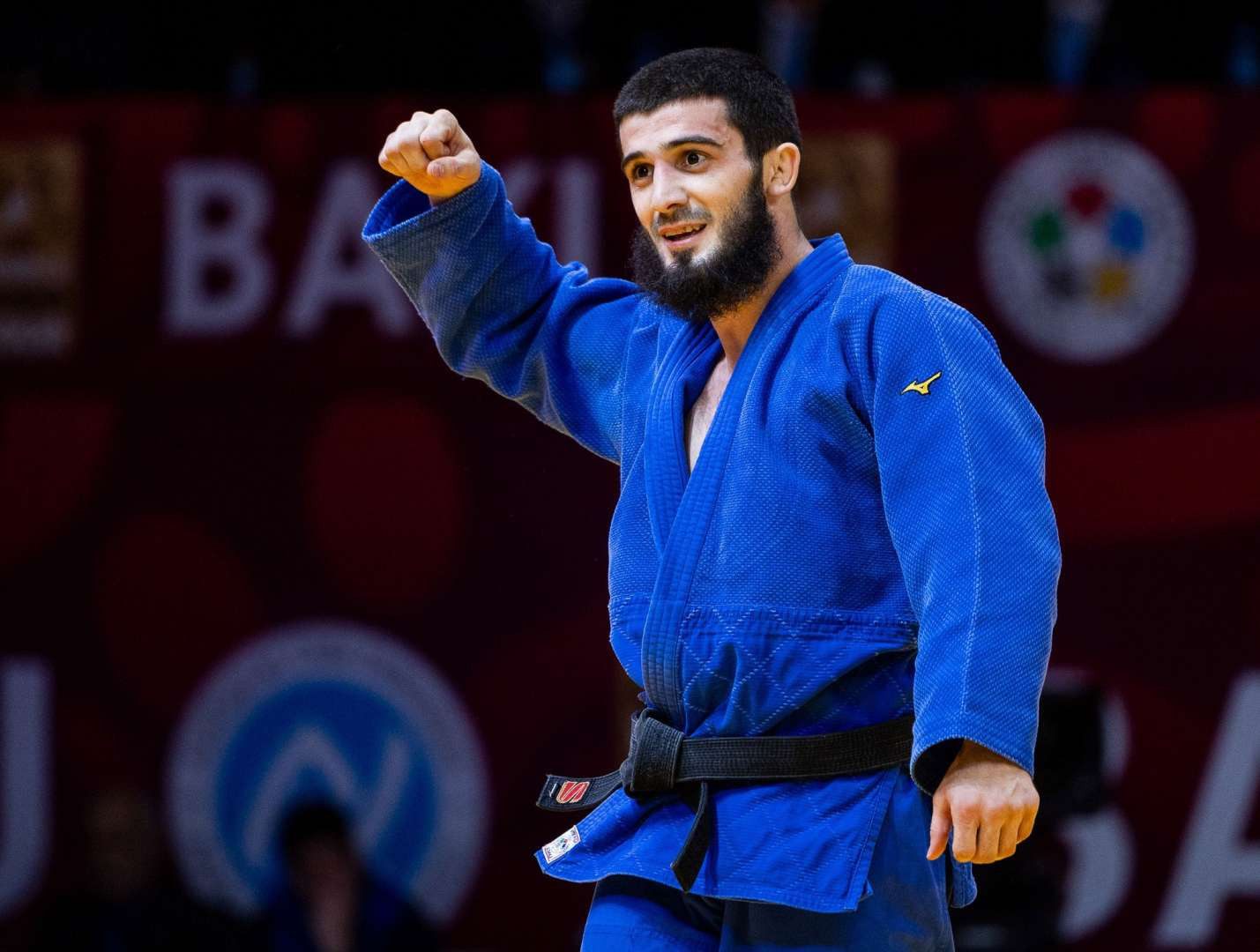 Russian Abdulayev was the best in the -60 kg category. IJF