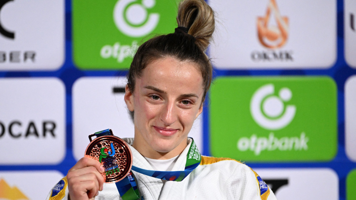 Distria Krasniqi with the bronze medal at the 2022 Judo World Championships. GETTY IMAGES
