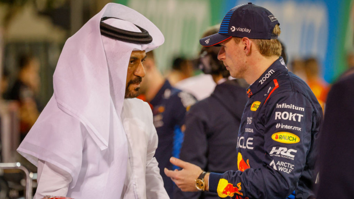 Max Verstappen and FIA President Mohammed ben Sulayem in Bahrain. GETTY IMAGES