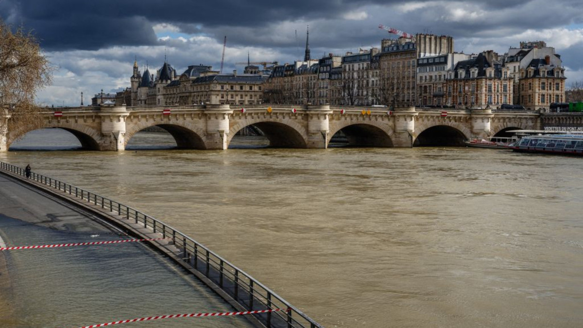 Seine river banks, with the Pont Neuf bridge seen in the background in Paris. GETTY IMAGES
