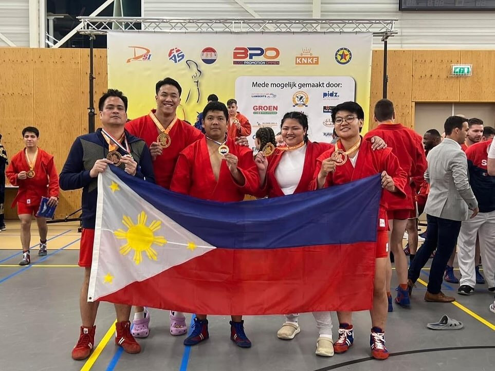 Siblings Sy from the Philippines win gold medals at SAMBO Dutch Open. PSFI