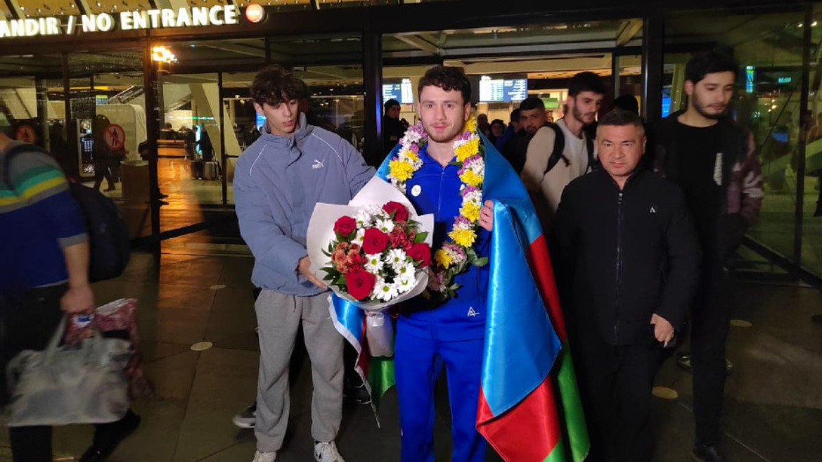 Azerbaijani boxers return home from I World Olympic Classification Tournament