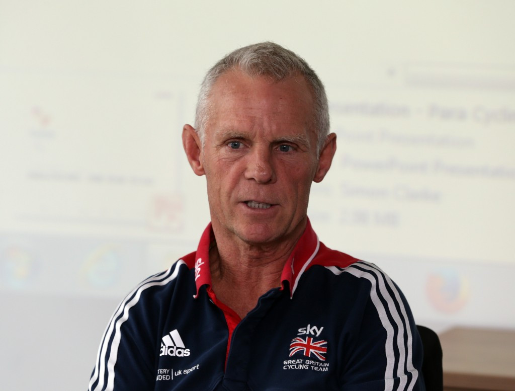 Shane Sutton has been suspended by British Cycling over allegations of discriminatory behavior ©Getty Images 