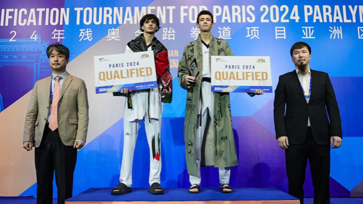 Ismail (above, left) has already qualified for the Paris 2024 Olympic Games. WORLD TAEKWONDO