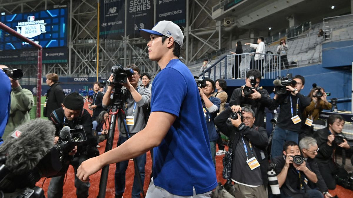 Los Angeles Dodgers' Shohei Ohtani takes the field at the Gocheok Sky Dome in Seoul. GETTY IMAGES