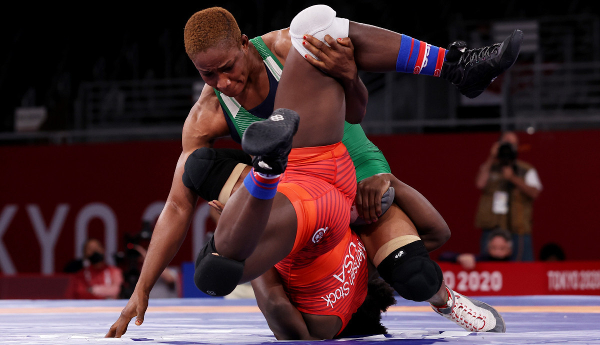 Nigeria's Blessing Oborududu (in green) won a gold medal at Accra 2023. GETTY IMAGES