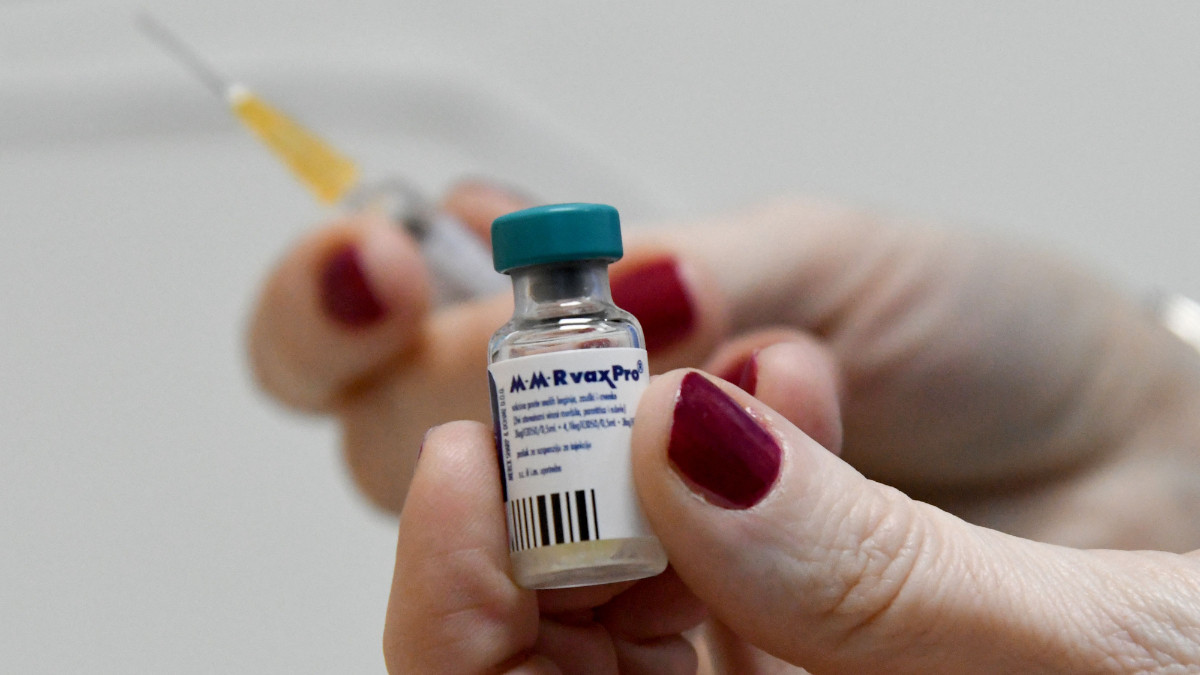 Vaccines are essential in the fight against measles. GETTY IMAGES