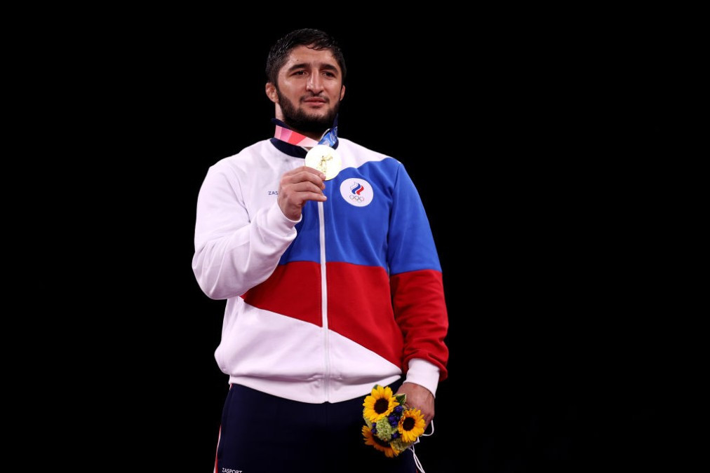 IOC bans Russian freestyle wrestler Sadulaev from Olympic qualification. GETTY IMAGES