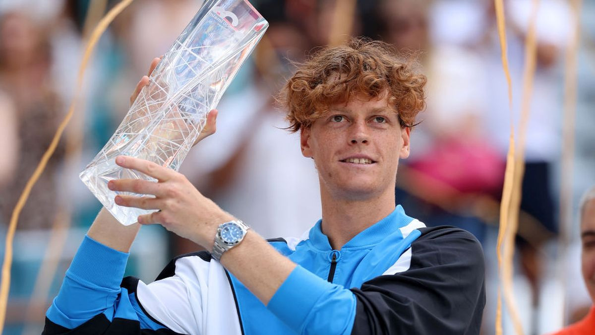 Jannik Sinner celebrates after winning the Miami Open on 31 March 2024. GETTY IMAGES