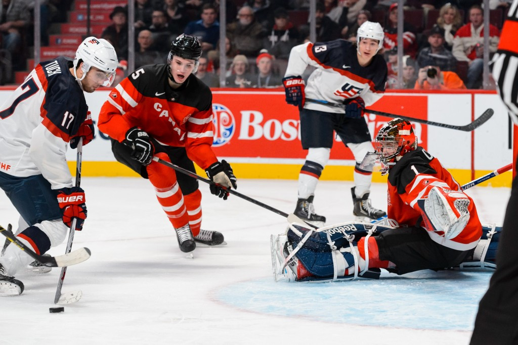 Bob Motzko will be aiming to lead the United States to back-to-back IIHF World Junior Championship medals for only the second time ever when the event is held in Canada at the end of this year ©Getty Images