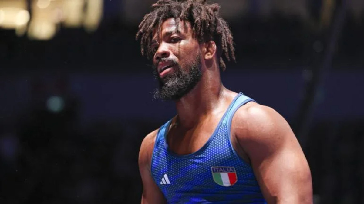  UWW sets up two independent panels to review Chamizo-Bayramov fight