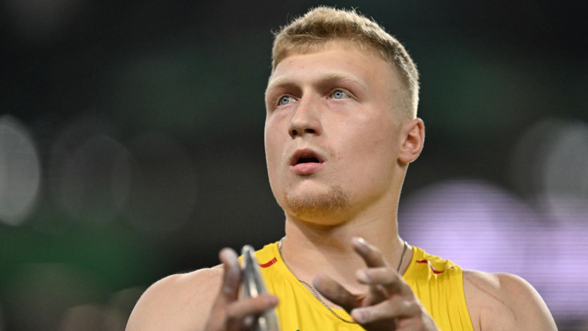 Lithuanian Alekna breaks men's athletics oldest world record. GETTY IMAGES