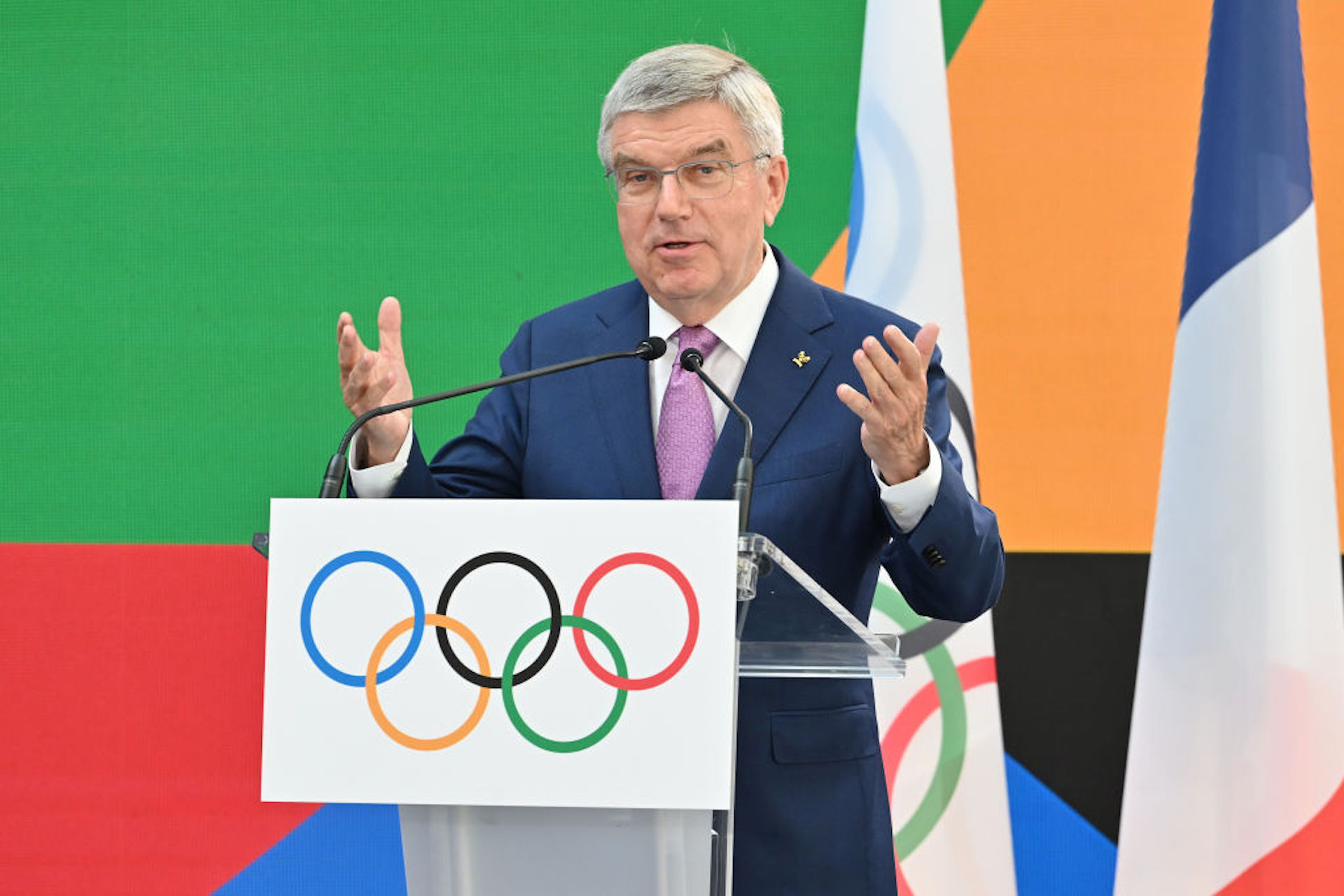 IOC President welcomes Palestinian NOC to Olympic House