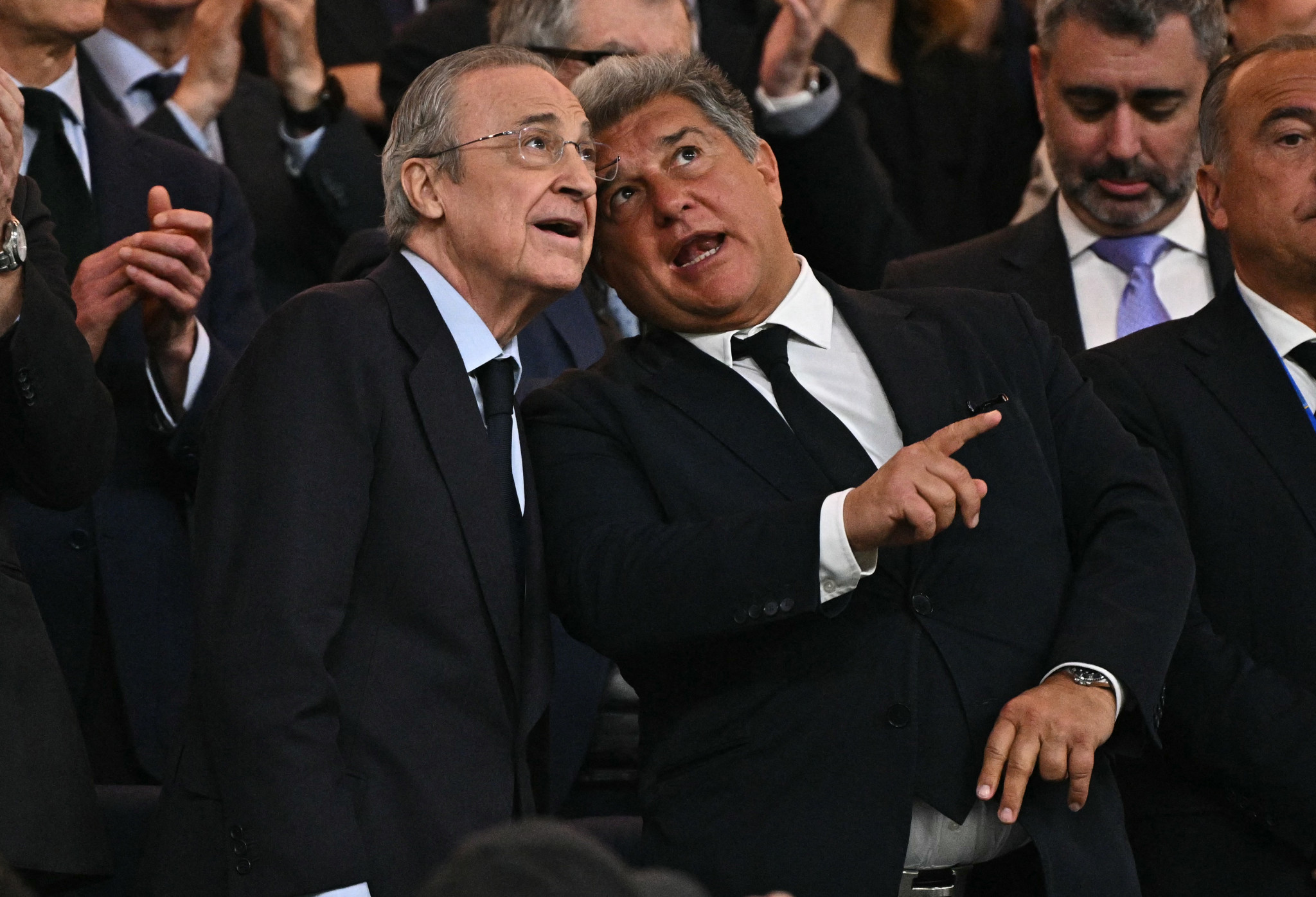 Barcelona president Joan Laporta (R) together with and Real Madrid president Florentino Pérez. GETTY IMAGES