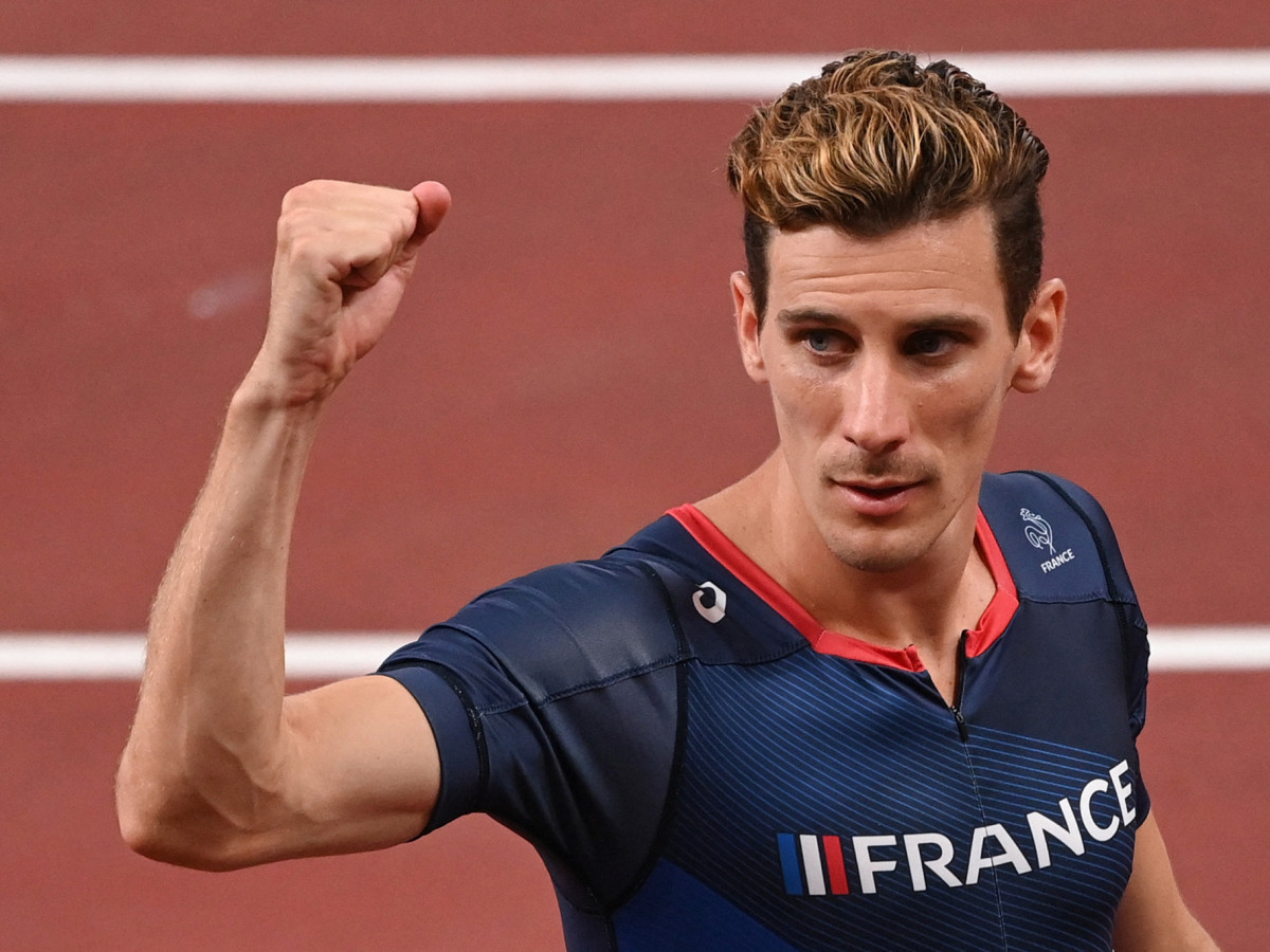 Former 800m world champion Pierre-Ambroise Bosse banned for 16 months. GETTY IMAGES.