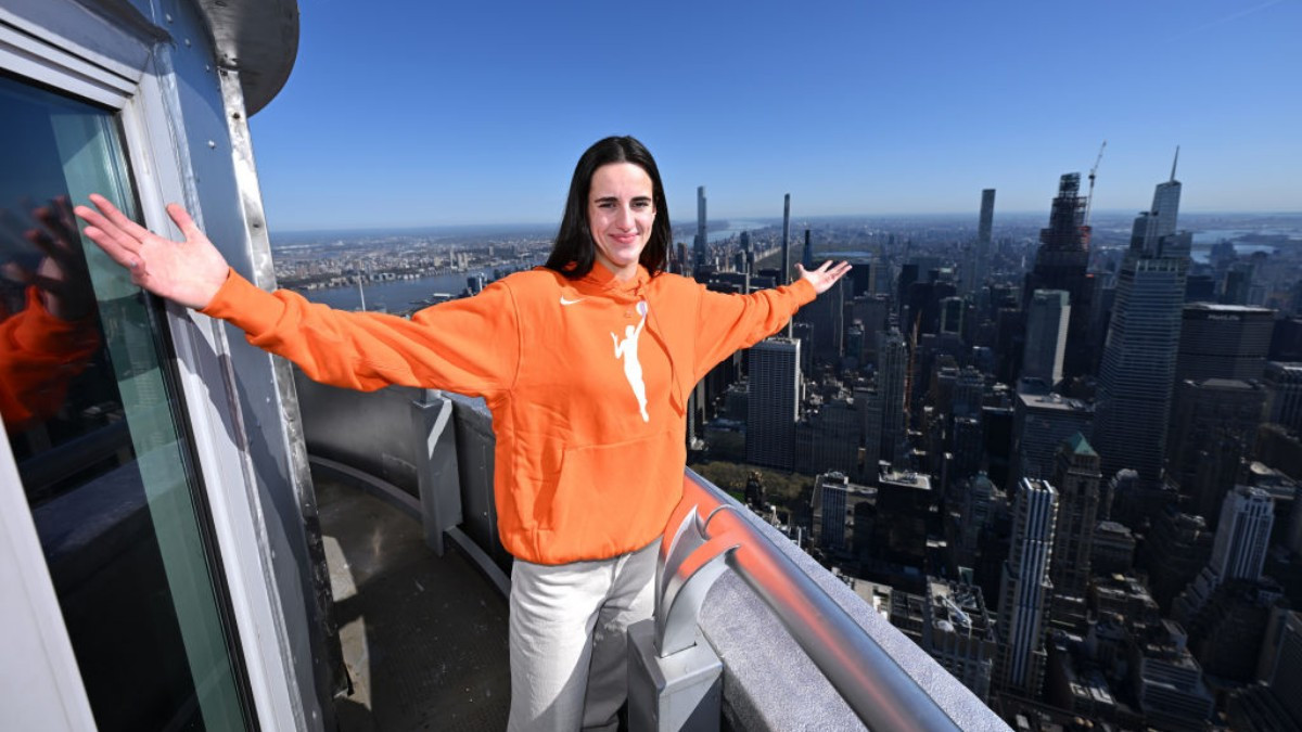 Caitlin Clark atop the Empire State. GETTY IMAGES