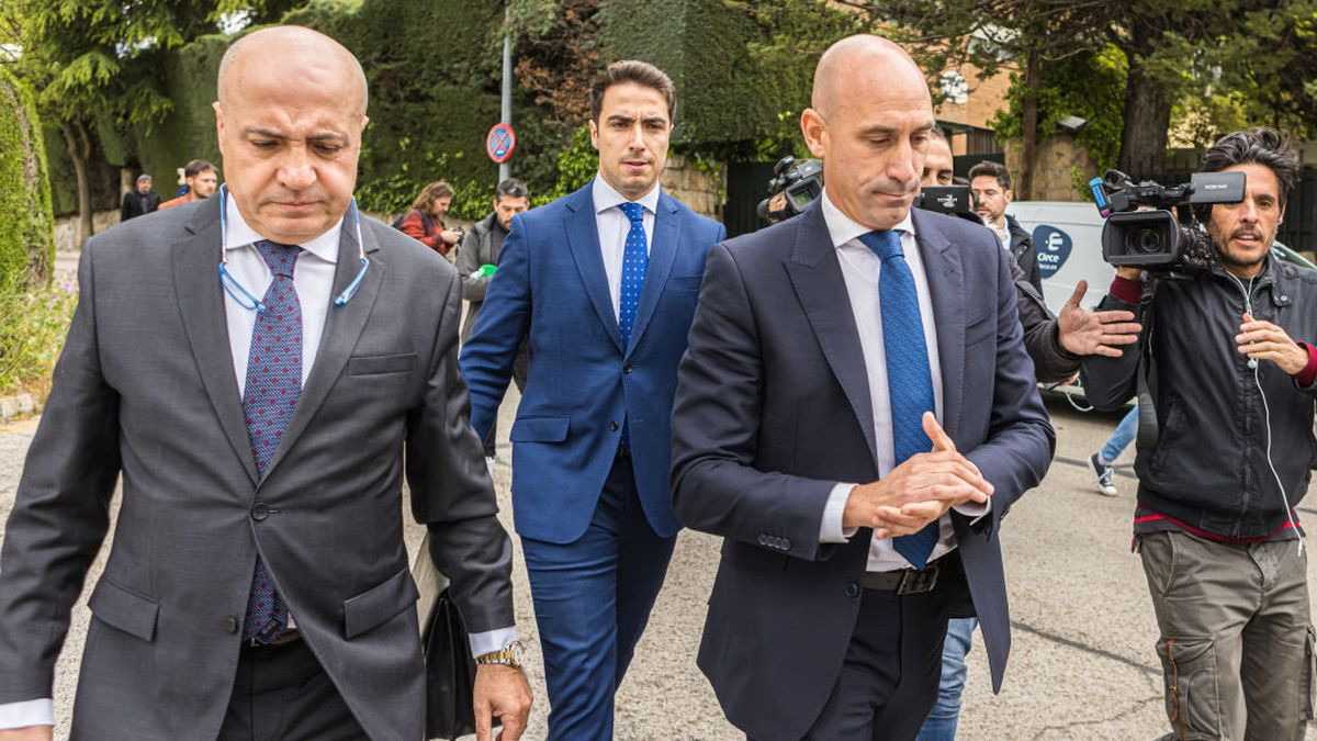 The Former Spanish FA President Luis Rubiales leaves the Majadahonda (Madrid) courthouse on 29 April 2024. GETTY IMAGES