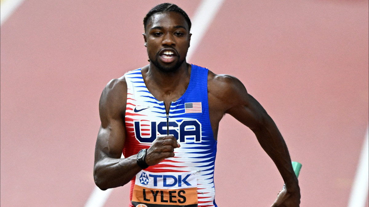 Noah Lyles anchored USA to Paris men's 4x100m relay qualification in the Bahamas. GETTY IMAGES