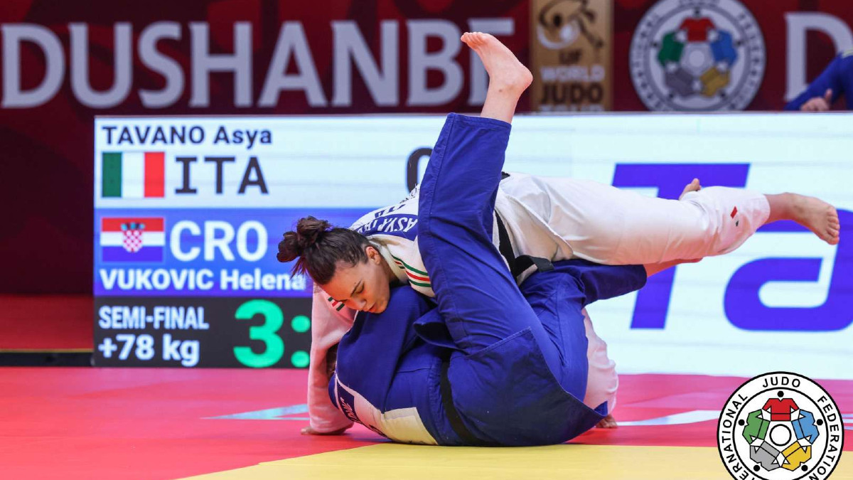 Asya Tavano from Italy (white) won the gold medal in the women's +78 kg category. IJF