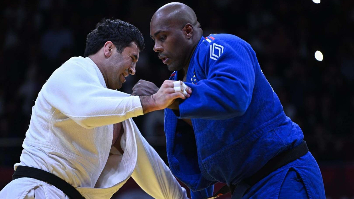 Teddy Riner from France (blue) against Temur Rakhimov from Tajikistan in the final bout of the +100 kg category. IJF