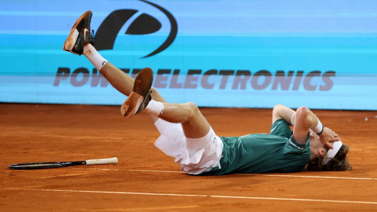 Rublev celebrates victory in Madrid: Falling to the ground in joy. GETTY IMAGES