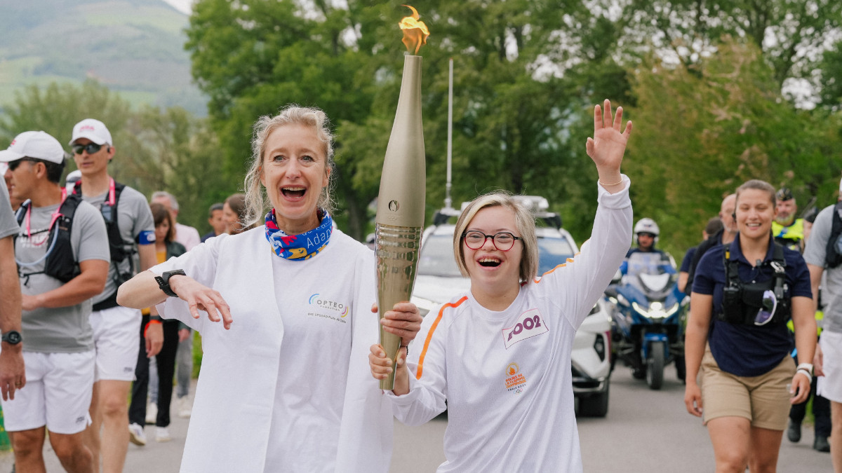 One of the most emotional moments of the fifth day of the Torch Relay. PARIS 2024