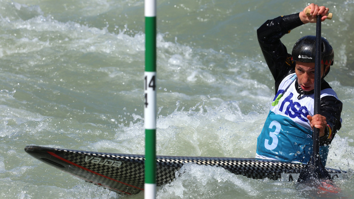 Slovenian teenager conquers Europe in men's canoe