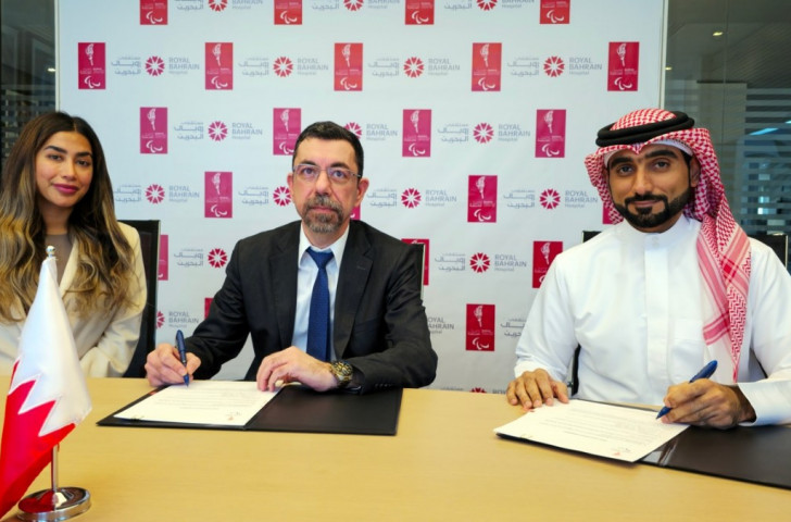 Bahrain Paralympic Committee and Royal Hospital join forces to support sports medicine. BPC
