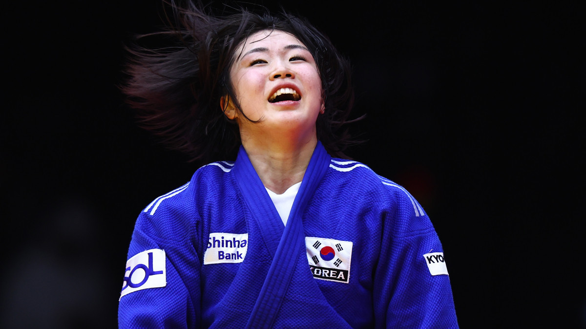 21 years old Mimi Huh wins her first senior World title. GETTY IMAGES