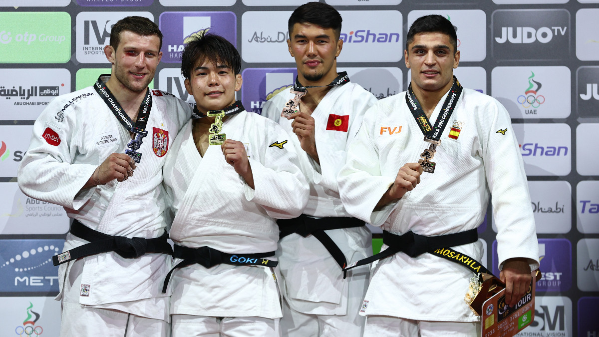 All the medallists of the men's 90 kg category. GETTY IMAGES