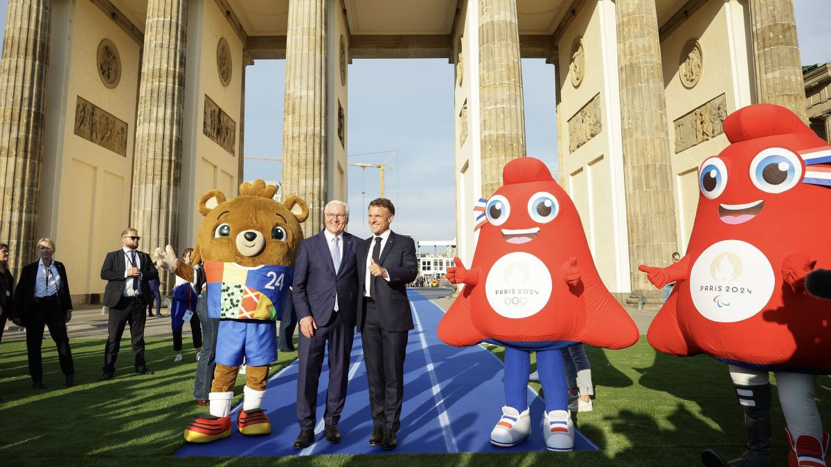German President Frank-Walter Steinmeier and France's President Emmanuel Macron. GETTY IMAGES