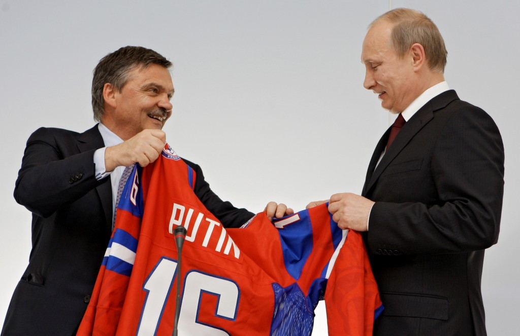 René Fasel has enjoyed a long-term relationship and friendship with Vladimir Putin ©Getty Images
