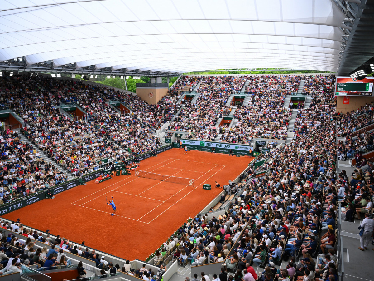French Open: Tennis stars divided over rules on crackdown