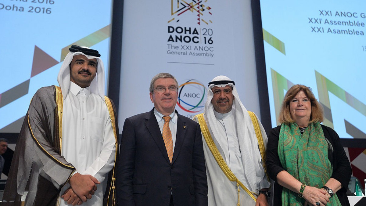 The QOC President Sheikh Joaan bin Hamad Al Thani and the IOC President Thomas Bach in Doha, along with other authorities. GETTY IMAGES