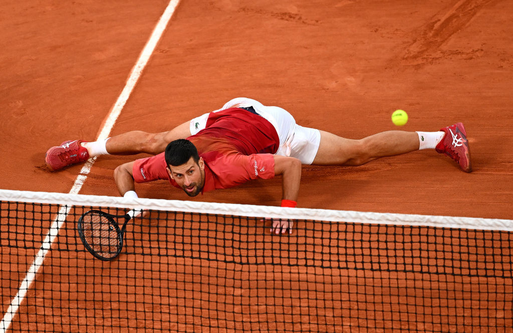 Novak Djokovic sows French Open doubt after knee injury