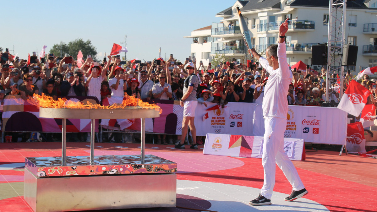 Torch Relay Stage 24: The Vendée and the Atlantic coast