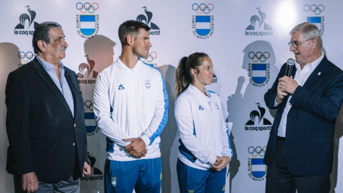 The Argentine Olympic Committee is another committee with a current contract to be outfitted by the French brand in Paris. LE COQ SPORTIF 