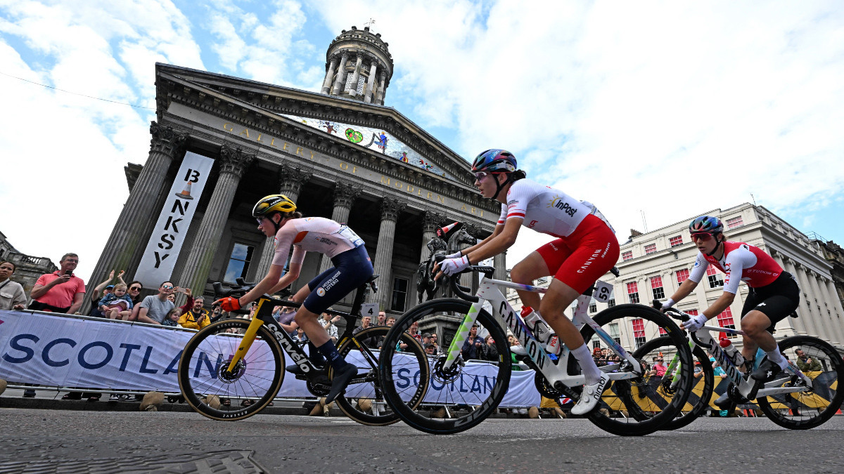 UCI hails "solid" sustainability report from 2023 Cycling World Championships. GETTY IMAGES