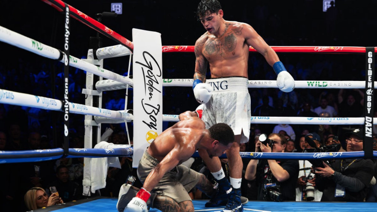 Ryan Garcia in his last fight, when he knocked Haney down. GETTY IMAGES