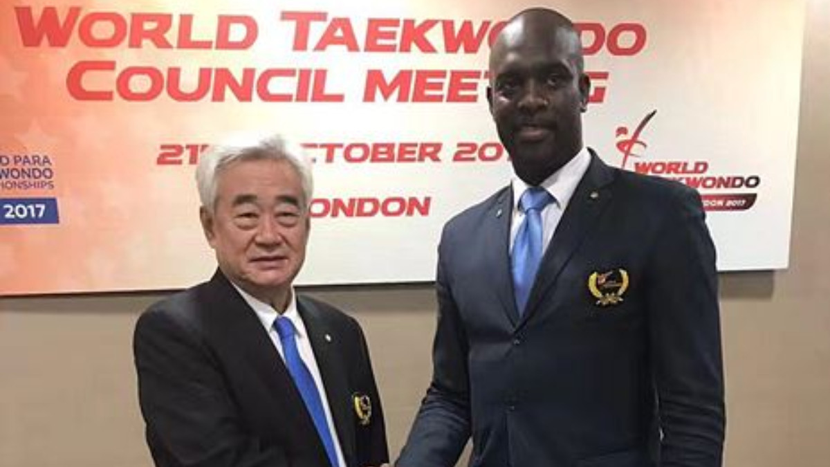 Pascl Gentil (right) with the President of WT Chungeon Choue. WORLD TAEKWONDO