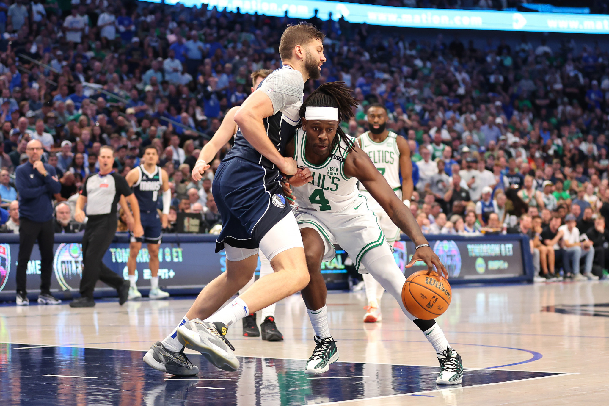 The Dallas defense held off the Celtics in Game 4. GETTY IMAGES