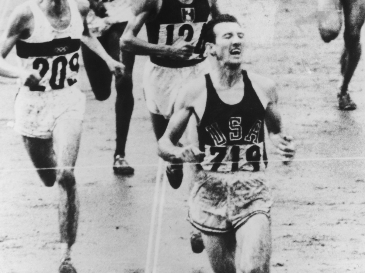 Bob Schul, who won the 5,000 metre race at Tokyo 1964, has died at the age of 86. GETTY IMAGES