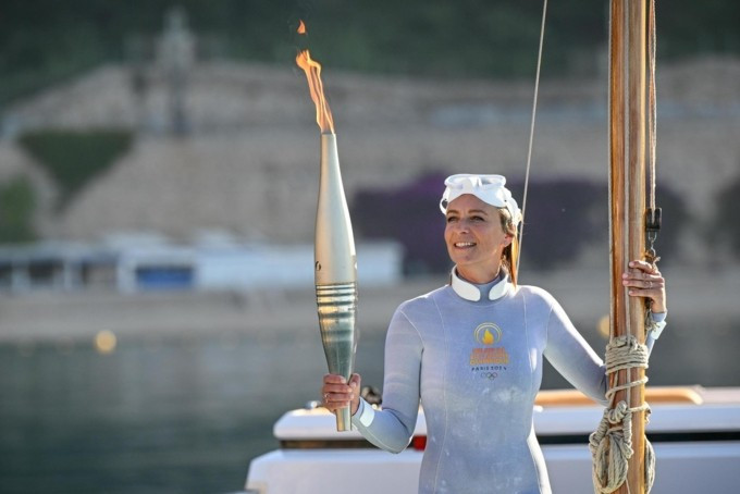 The Olympic Torch returned to mainland France on stage 34 of the relay ahead of Paris 2024. OLYMPICS.COM