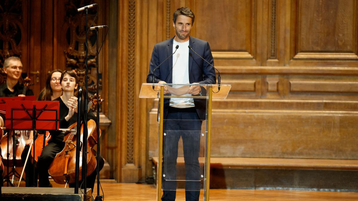 Tony Estanguet delivers a speech during a tribute evening to Pierre de Coubertin at the Sorbonne University in Paris on 23 June 2024.GETTY IMAGES
