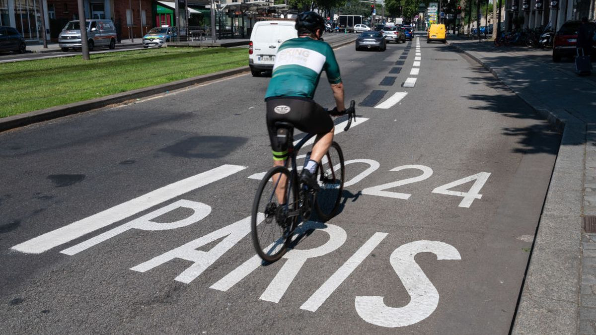 Illustration of the reserved lanes dedicated to cars authorized for the Paris 2024 Olympic. GETTY IMAGES