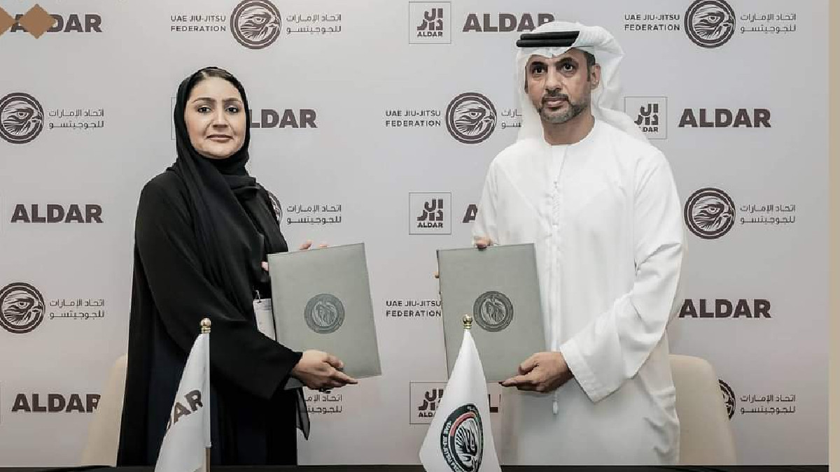 agreement signed by Fahad Ali Al Shamsi, Secretary-General of the Federation and Bayan Al Hosani, the Chief People & Communications Officer at Aldar. ACTION UAE