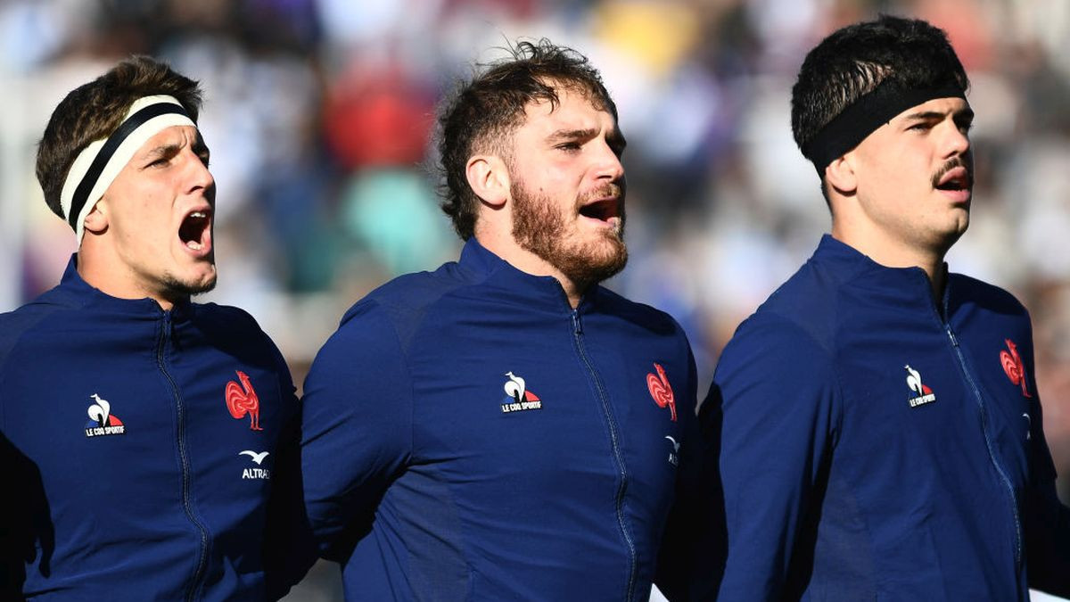 Oscar Jegou, Lenni Nouchi, Hugo Auradou of France sing the national anthem prior to a test match between Los Pumas and France on 6 July 2024. GETTY IMAGES
