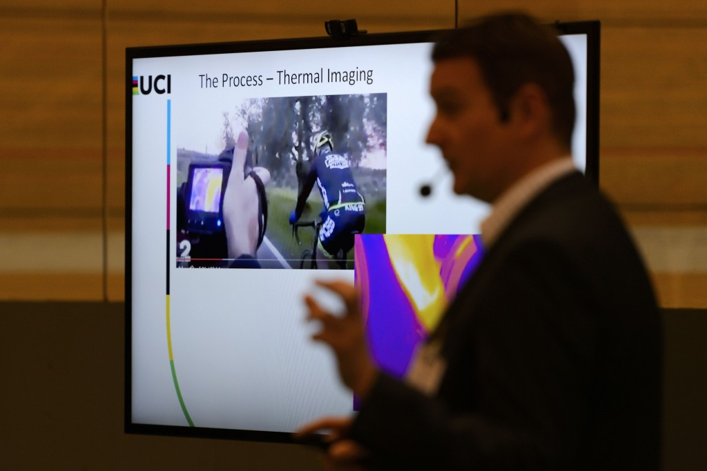 UCI technical manager Mark Barfield has cast doubt on the effectiveness of using thermal imaging to detect motors during races, despite critics claiming it is a better way of discovering technologcal fraud ©Getty Images